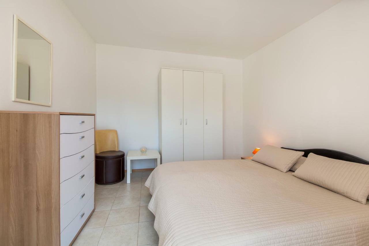 Kos Apartment *
